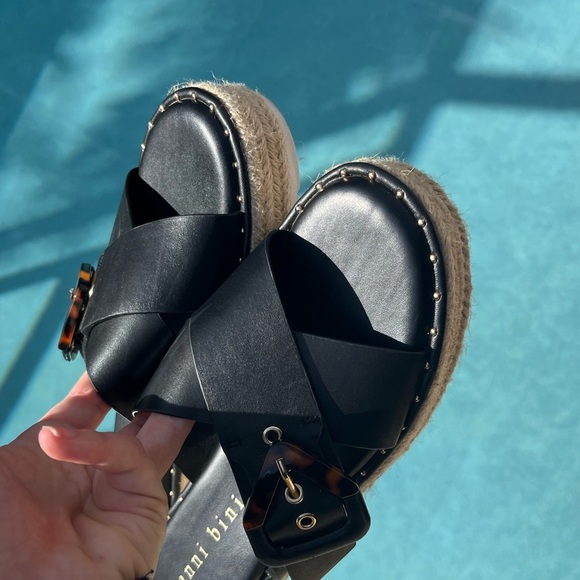 Gianni Bini Crossover Espadrille Slides | 9.5 - Picture 12 of 15